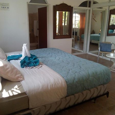 Hotel El Viejo Pirata Boca de Yuma Dış mekan fotoğraf