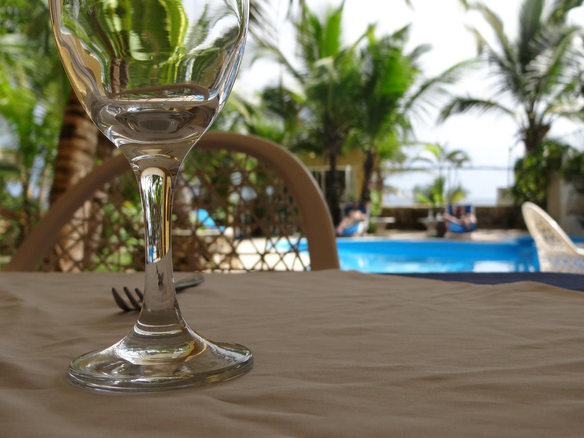Hotel El Viejo Pirata Boca de Yuma Dış mekan fotoğraf