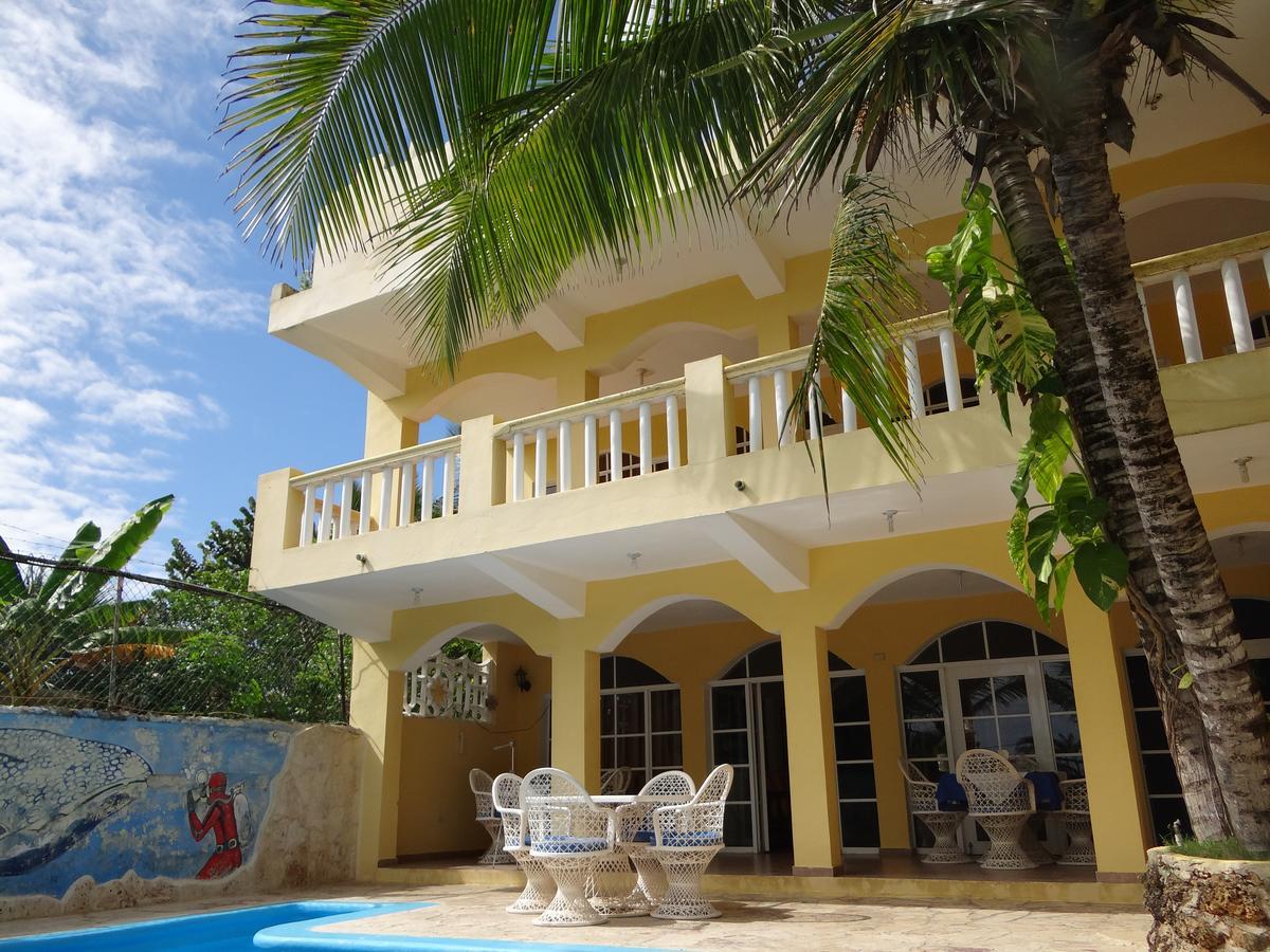 Hotel El Viejo Pirata Boca de Yuma Dış mekan fotoğraf