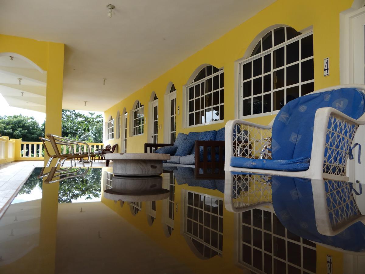 Hotel El Viejo Pirata Boca de Yuma Dış mekan fotoğraf