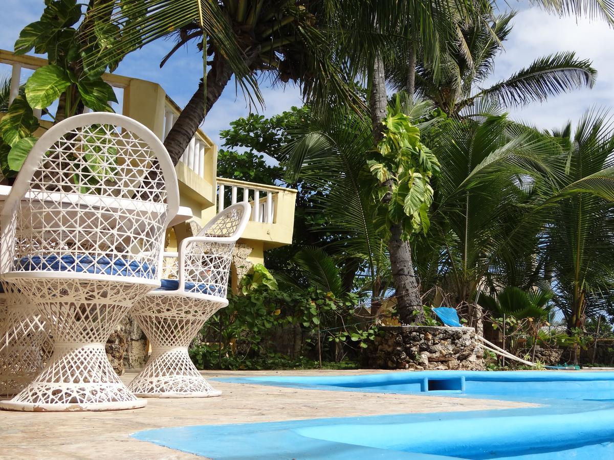 Hotel El Viejo Pirata Boca de Yuma Dış mekan fotoğraf
