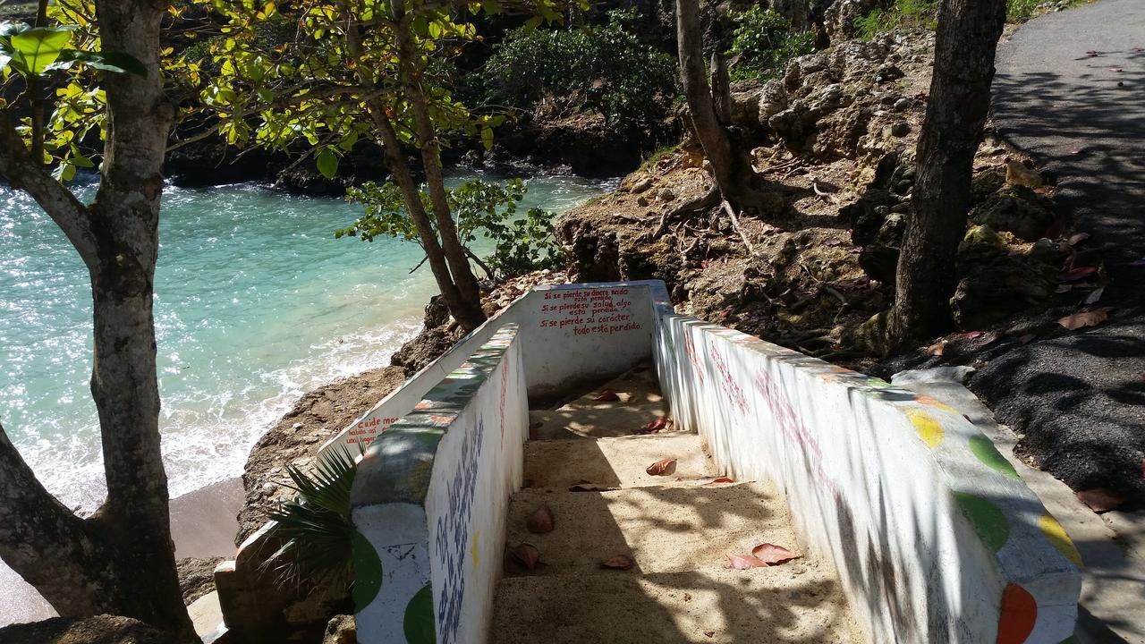 Hotel El Viejo Pirata Boca de Yuma Dış mekan fotoğraf