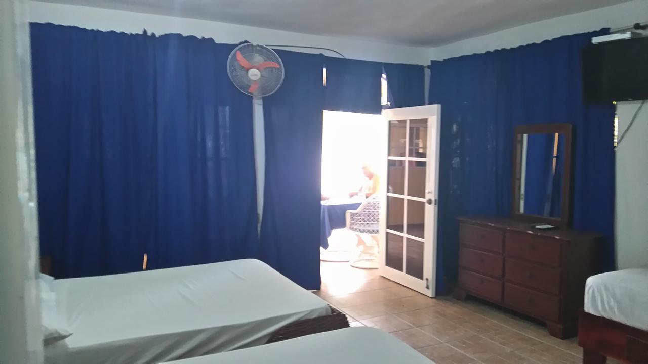 Hotel El Viejo Pirata Boca de Yuma Dış mekan fotoğraf