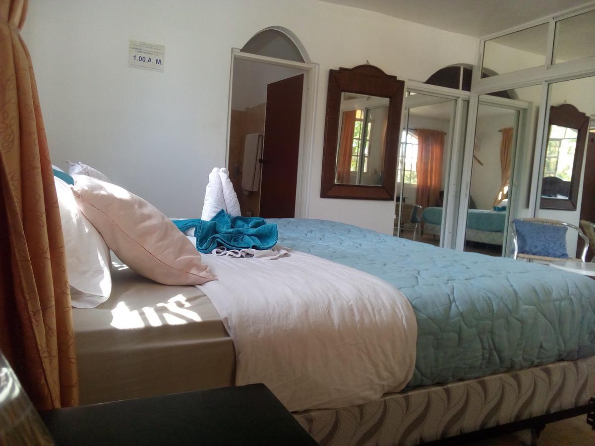 Hotel El Viejo Pirata Boca de Yuma Dış mekan fotoğraf